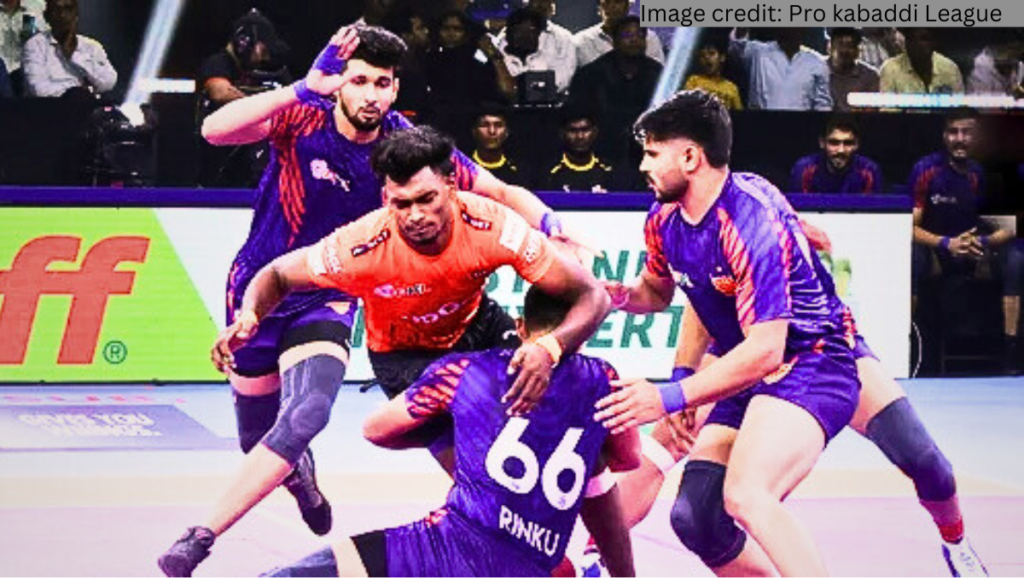 Pro Kabaddi League Season 11: यू मुंबा की शानदार जीत, दबंग दिल्ली को 32-26 से दी मात