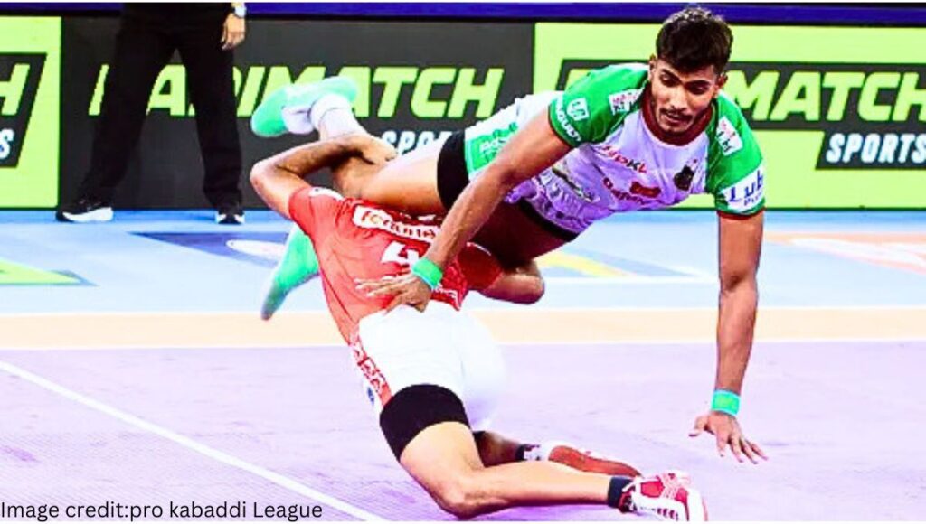 Pro Kabaddi League Season 11: पटना पाइरेट्स ने गुजरात जायंट्स को 40-27 से दी करारी शिकस्त, सीजन 11 में दिखाई दमदार पकड़